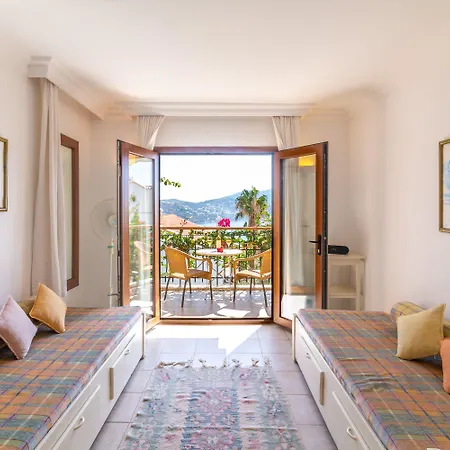 Korsan * Kalkan