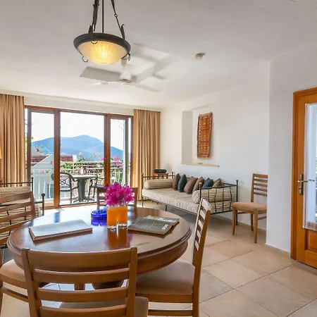 Korsan * Kalkan
